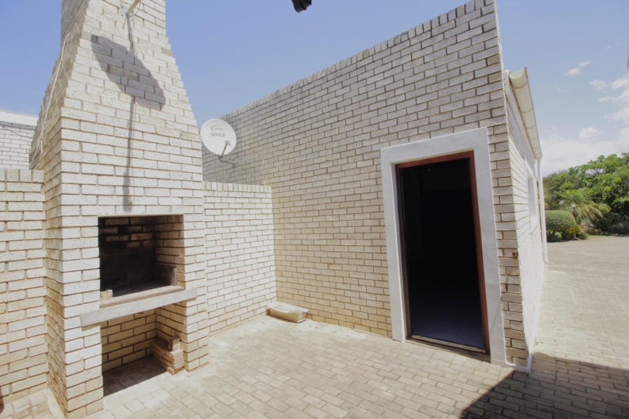 3 Bedroom Property for Sale in Jeffreys Bay Central Eastern Cape